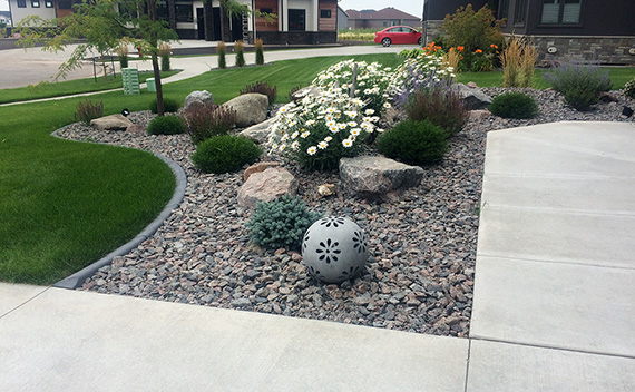 Edging/Rock/Mulch